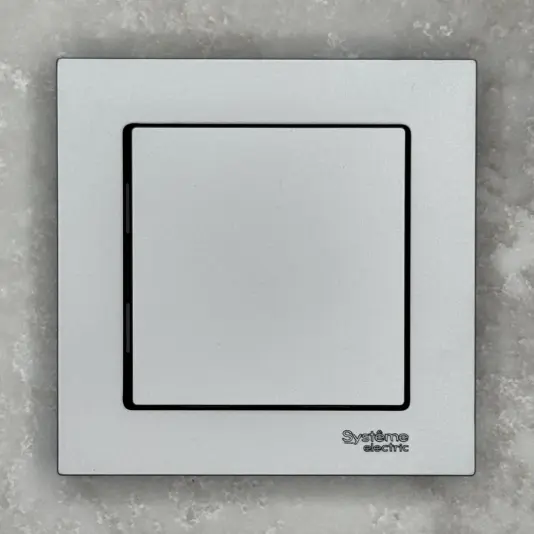 Schneider Atlas Design — Алюминий - #1