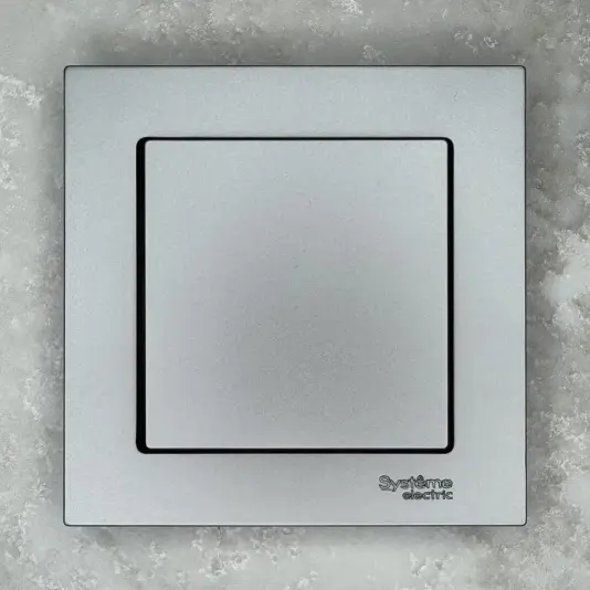 Schneider Atlas Design — Сталь - #2